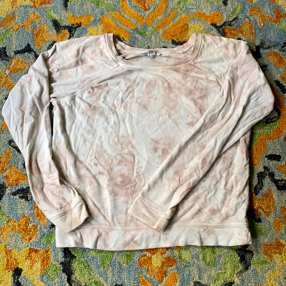 Cozy comfy beachy long sleeve shirt.